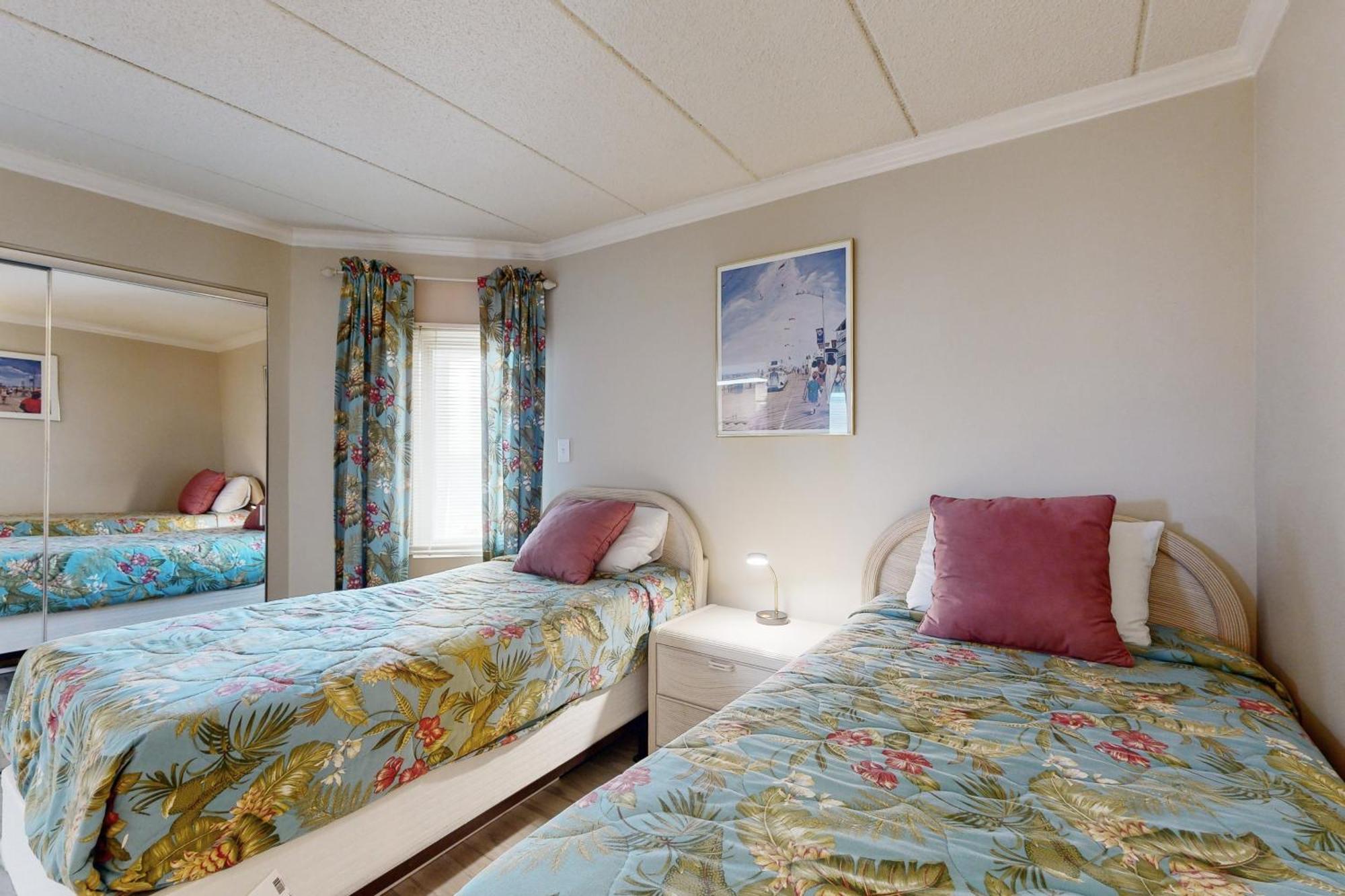 Waikiki Condos Ocean City Phòng bức ảnh